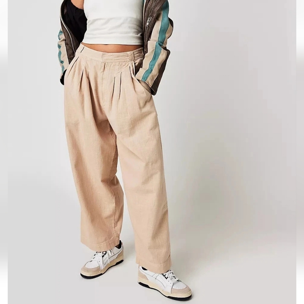 Free People Lotta Love Pleated Wide-leg Cotton Pants - Pebble (tan/cream)